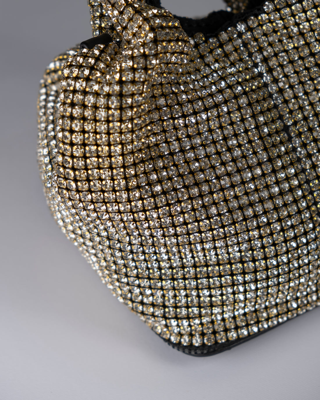 Borsa Shine