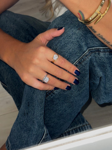 Anello Quadrotto