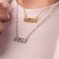 Collana Mom
