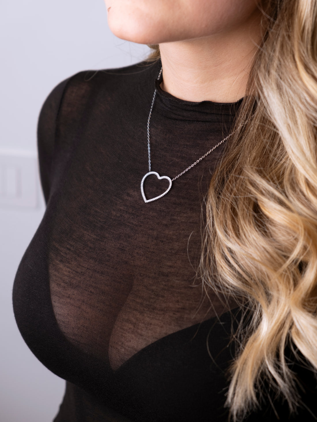Collana Essence