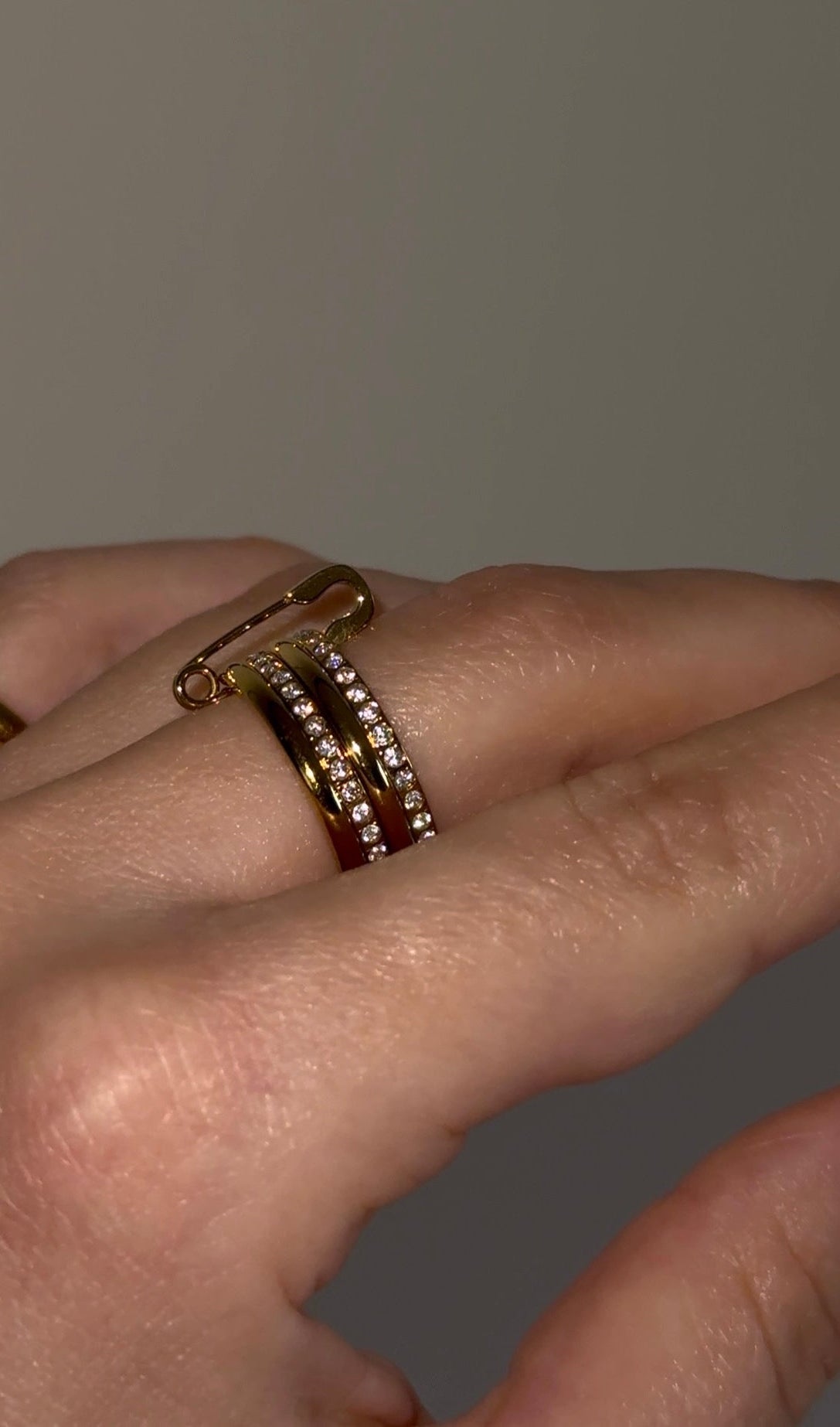 Anello Spilla